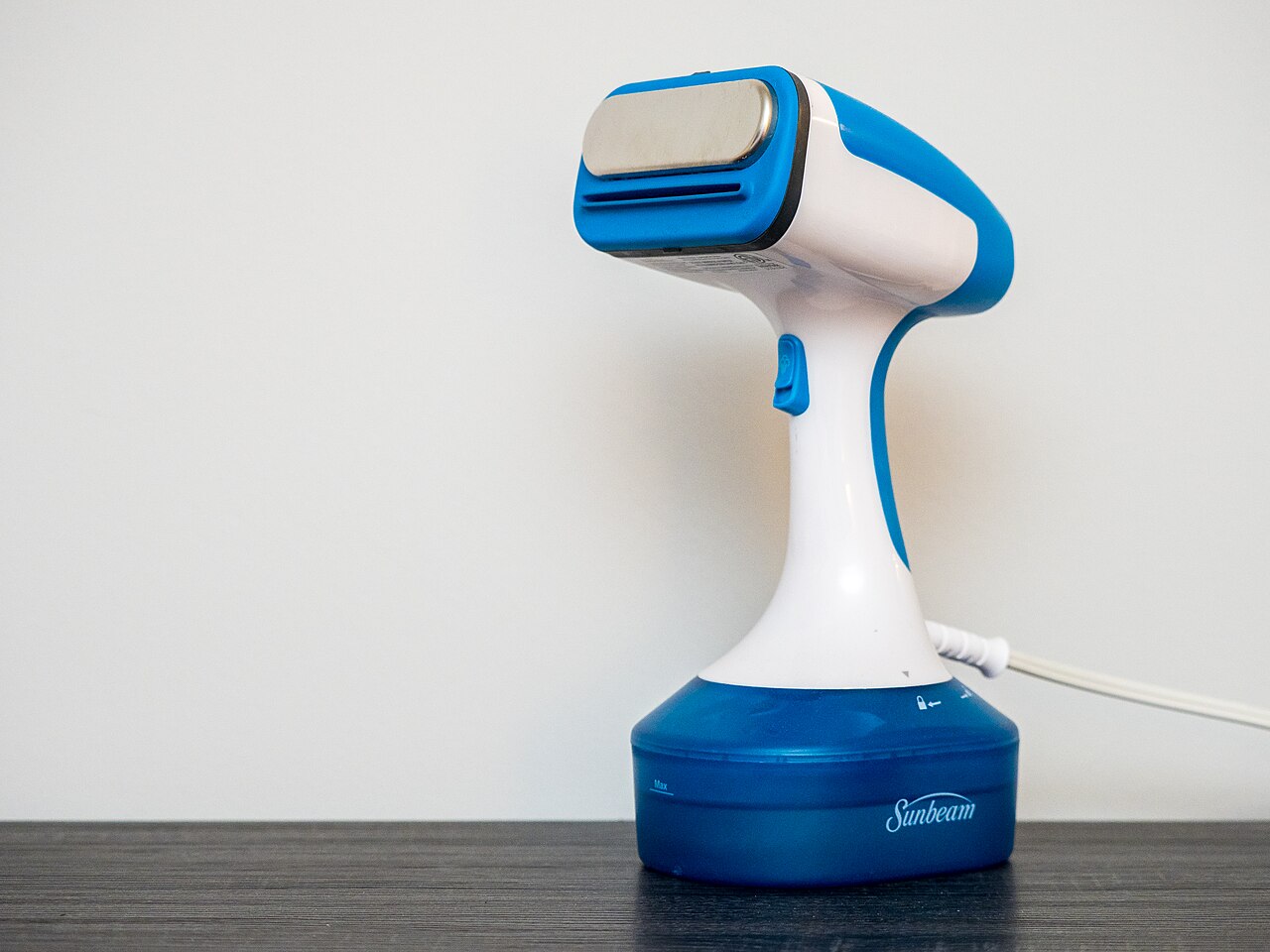 Garment steamers shopping category